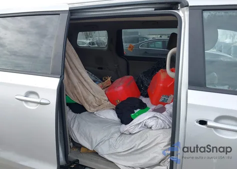 2015 Kia Sedona Lx z USA, uszkodzony, nr VIN KNDMB5C18F6045965